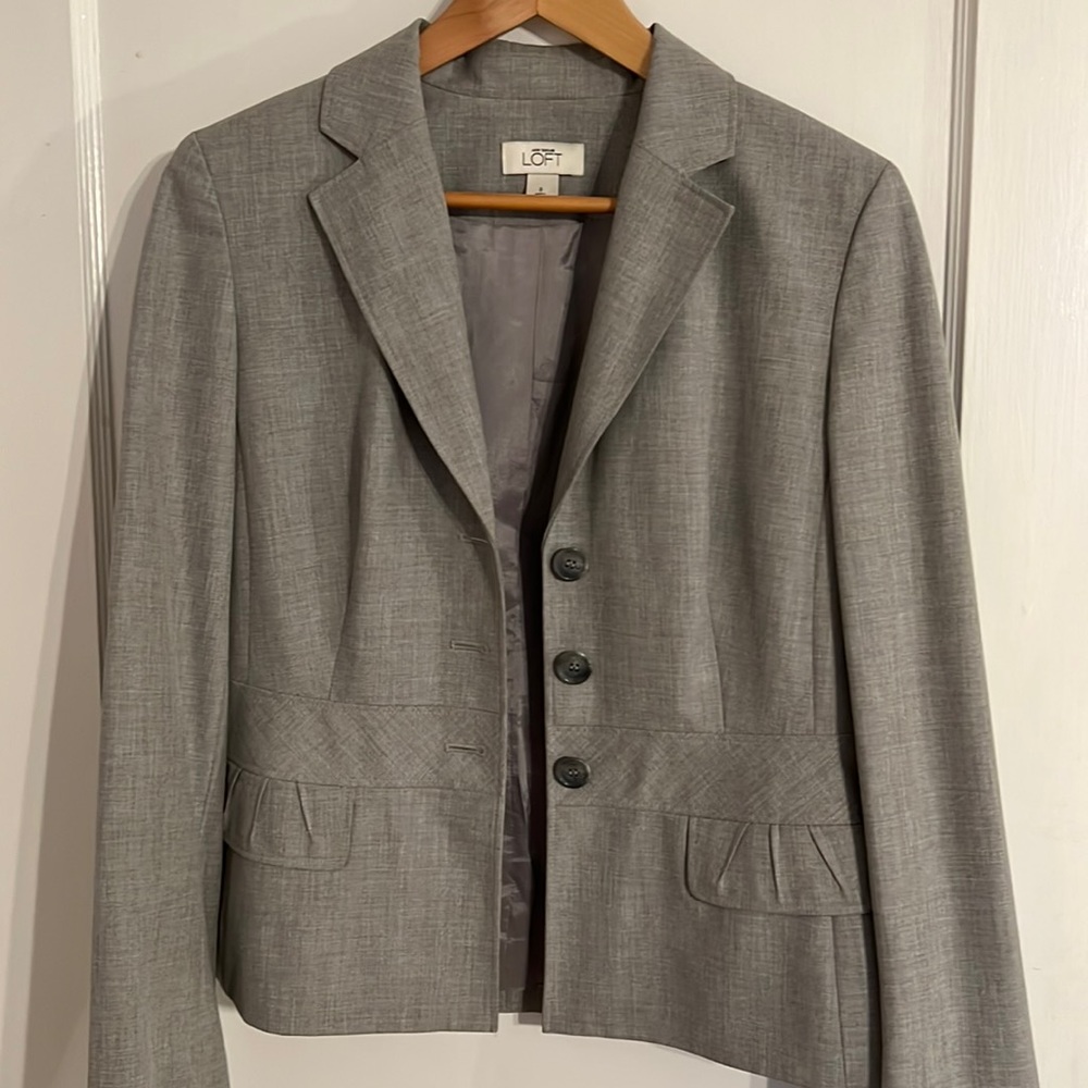 Ann Taylor Loft suit jacket size 8